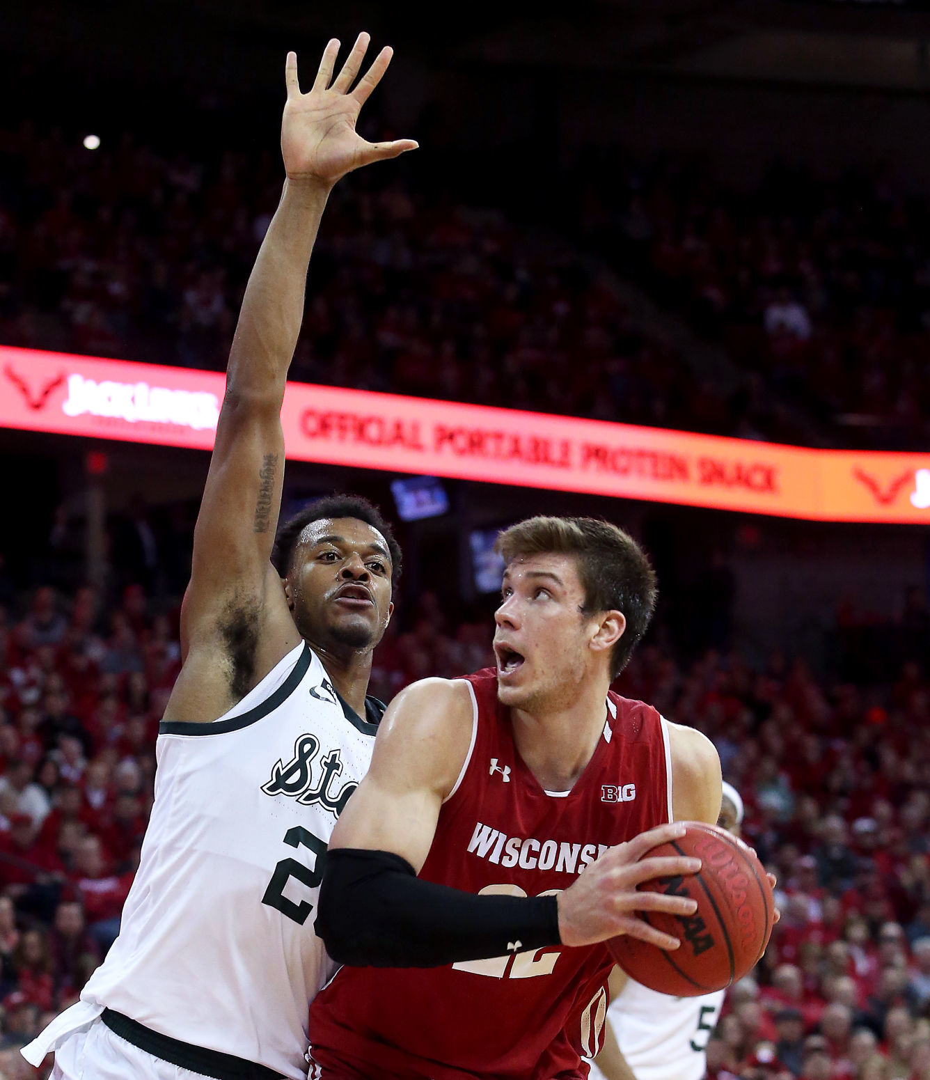 UW 59, Michigan State 67